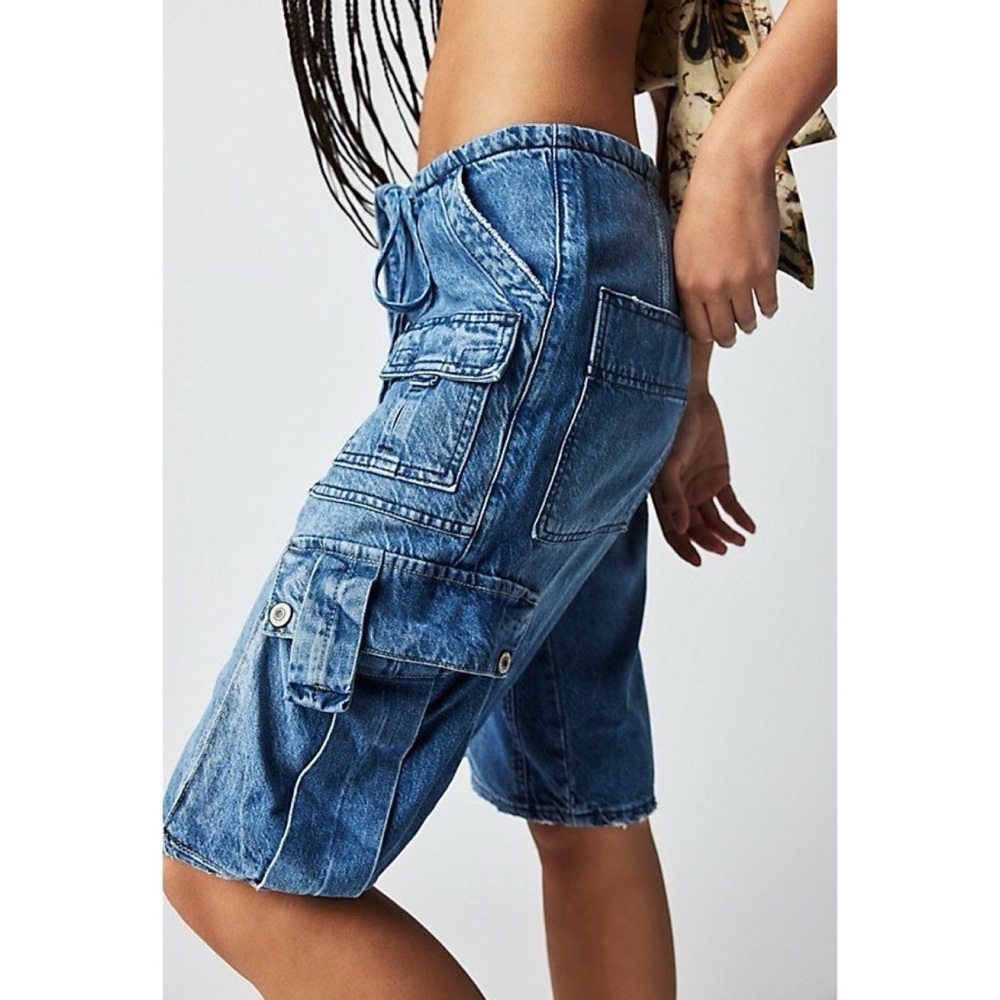 NWT Free People Reina Cargo Long Jean Shorts Blue XS - Picture 3 of 13